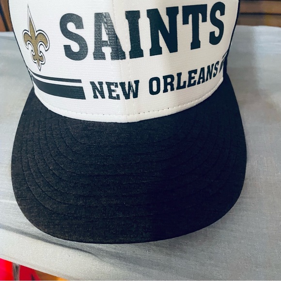 NFL Saints Hat - Picture 2 of 8